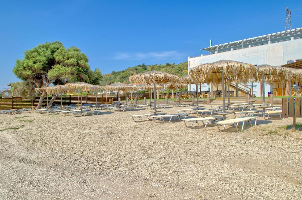 Epipleon Luxury Suites -106- Δωμάτιο 40Τμ Με Βεράντα 45Τμ Μπροστά Στην Θάλασσα نافبكْتوس المظهر الخارجي الصورة